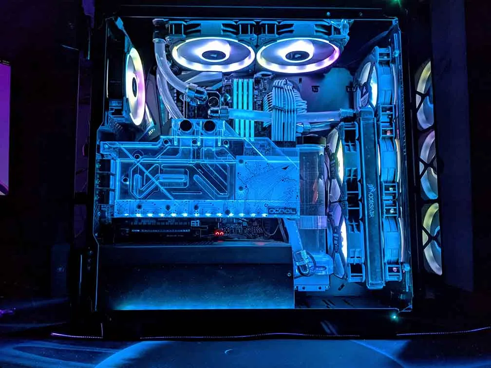 Custom Liquid Cooling side