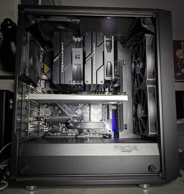 Fractal Design Meshify C Compact NVME RAID Server