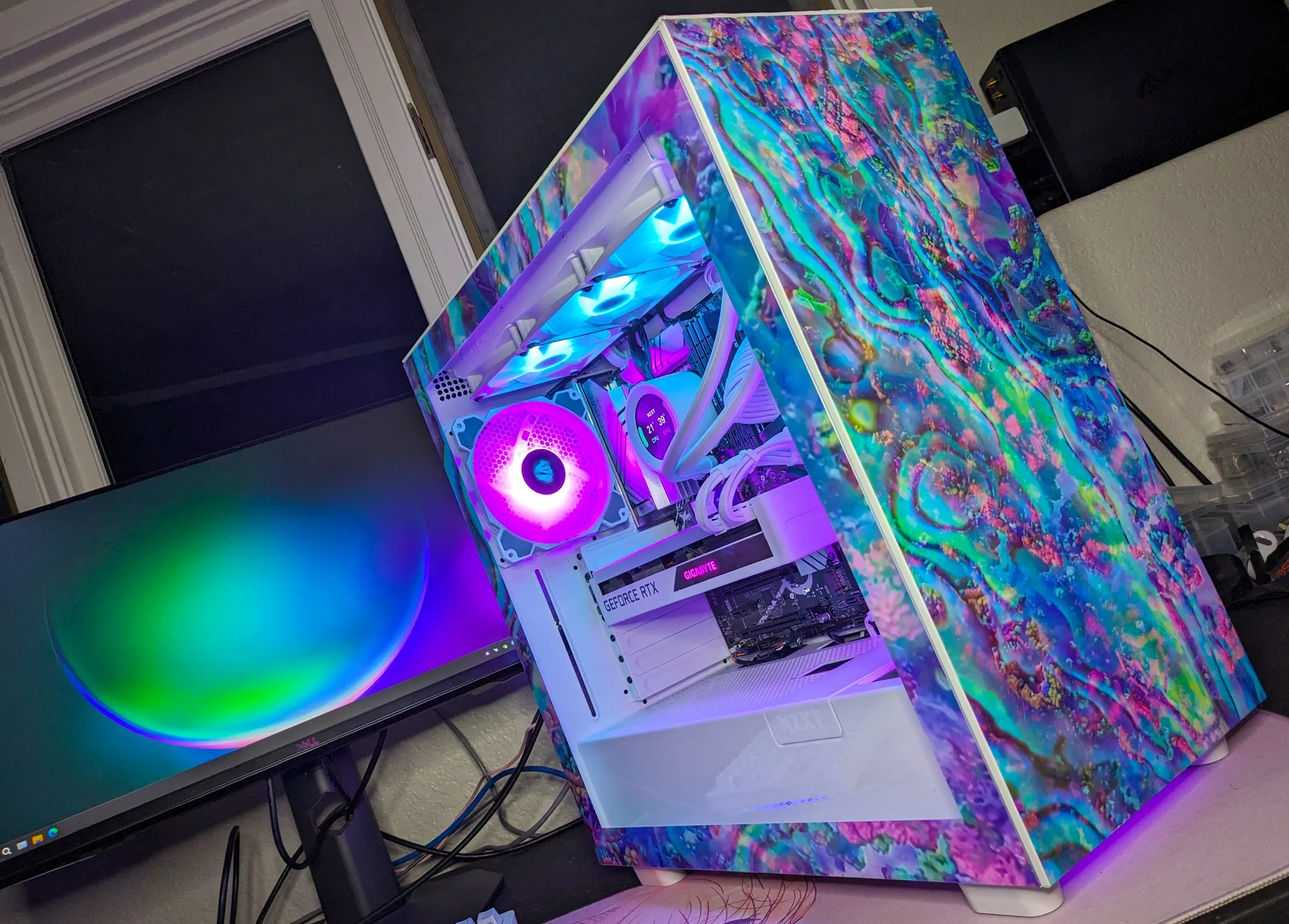 Abalone shell wrap on NZXT H7 case